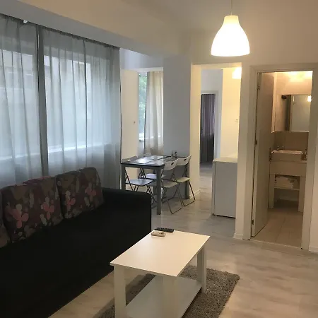 Lägenhet Sara 2013 *